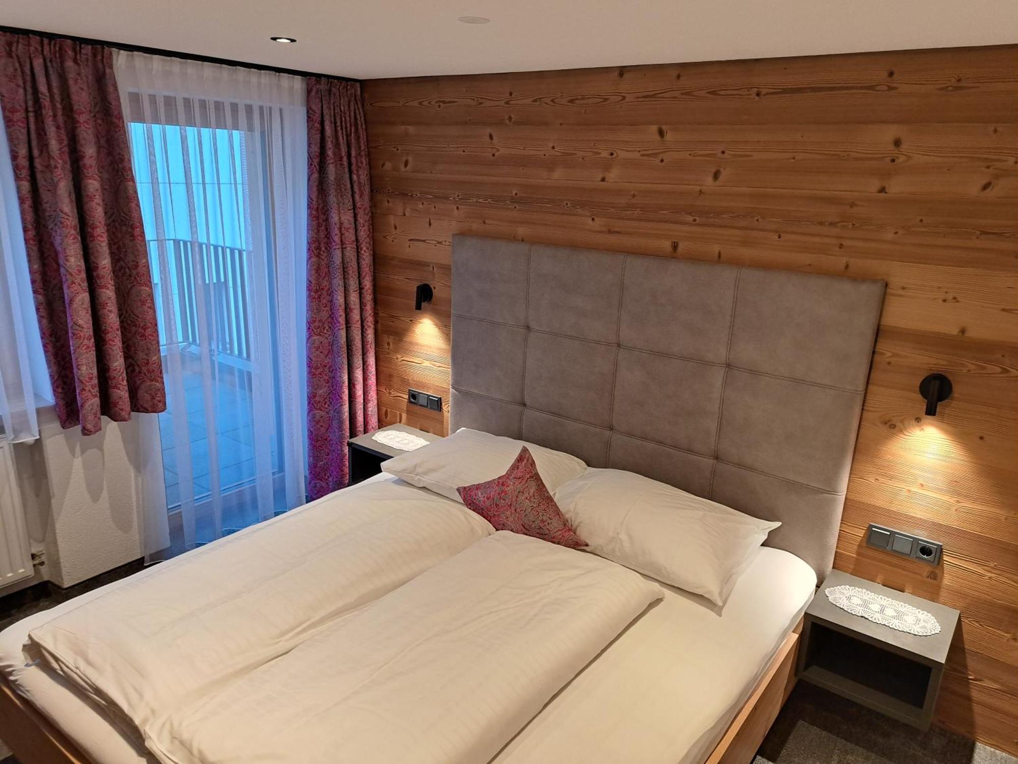 Kingershof Bed & Breakfast Galtuer Room photo